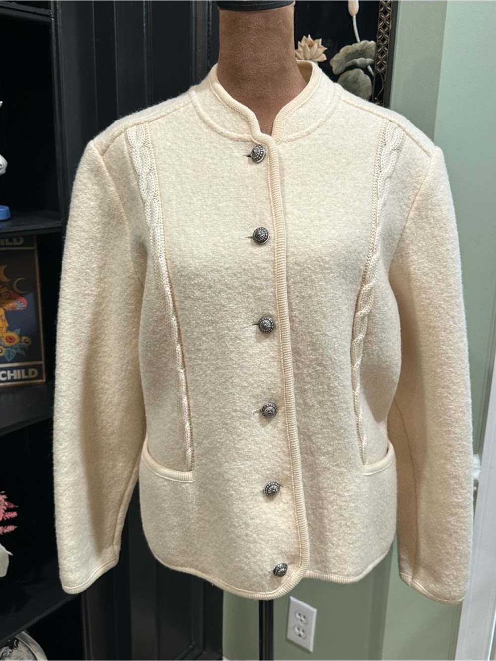 Vintage Kitz Pichler 100% Wool Cream Blazer – Size Medium